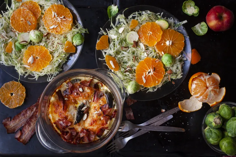 Chilicheese kylling med sprød og lækker kålsalat - Ketoliv