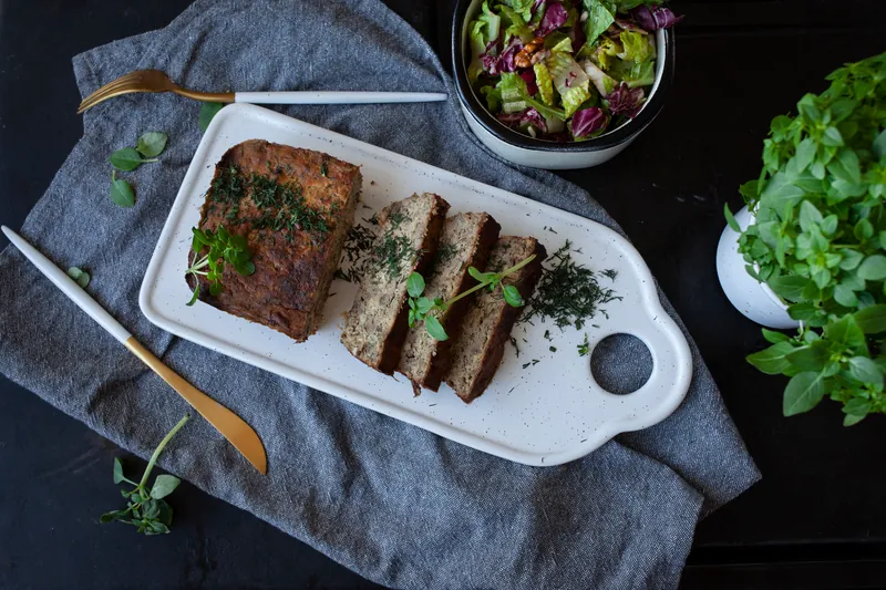 Farsbrød med sprød salat - Ketoliv