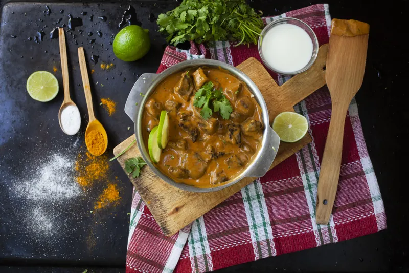 Keto rød thai karry med broccoliris - Ketoliv