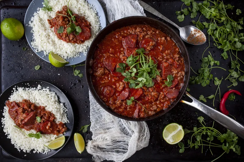 Mexicansk gryderet med oksekød med en grov tomatsalsa - Ketoliv