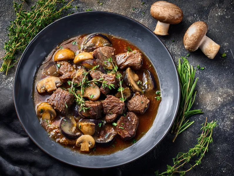 Bøfgryde med svampe og timian - Functional Foods