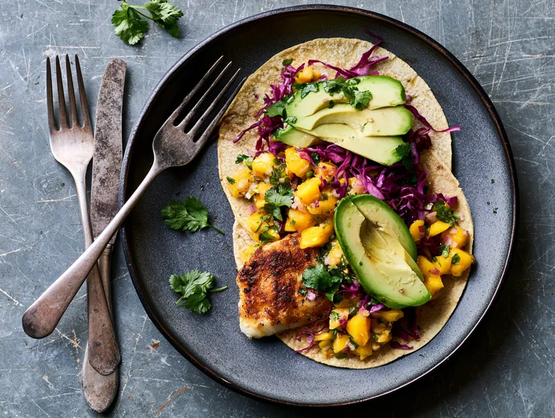 Fisketacos med mango-salsa og koriander - Functional Foods