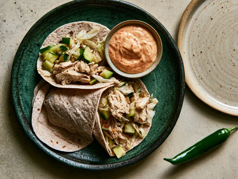 Asiatiske kyllinge-wraps med ingefær-sesam smag - Functional Foods