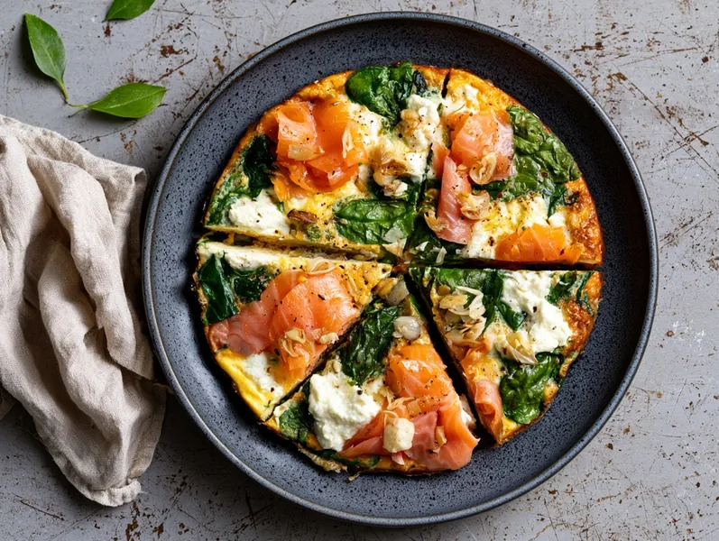 Keto-frittata med laks og feta - Functional Foods