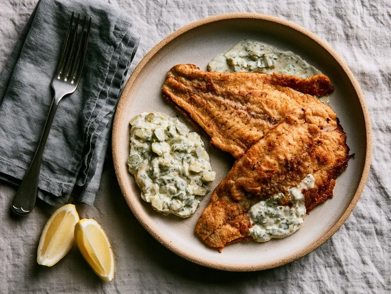 Stegt rødspætte med kold remoulade-agtig sauce - Functional Foods