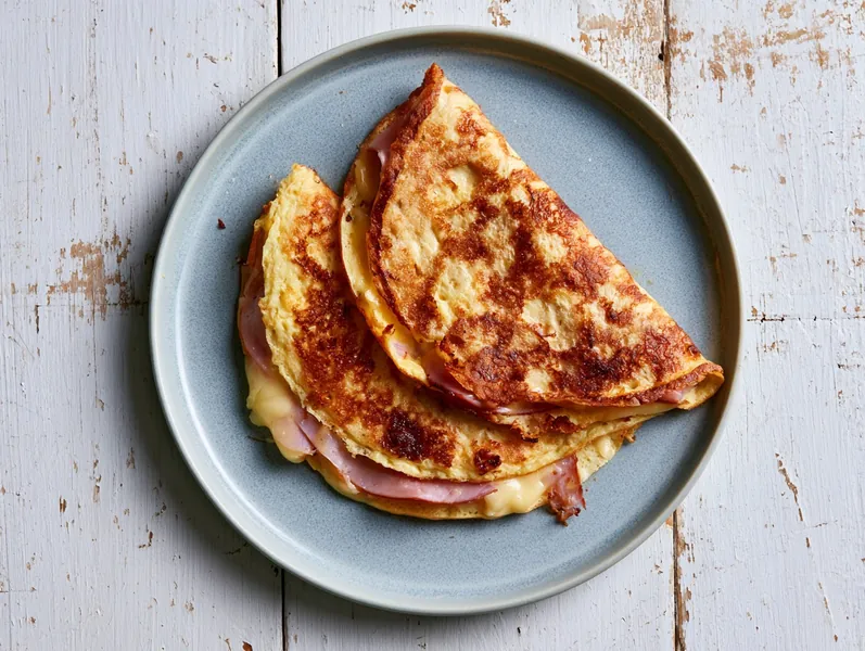 Lun keto toast med skinke og ost - Functional Foods