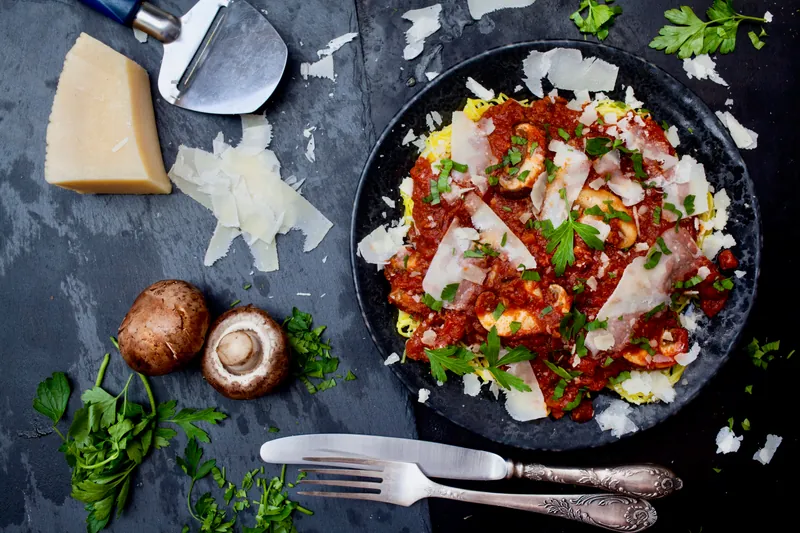 Spagettisquash med kalkun-bolognese - Ketoliv