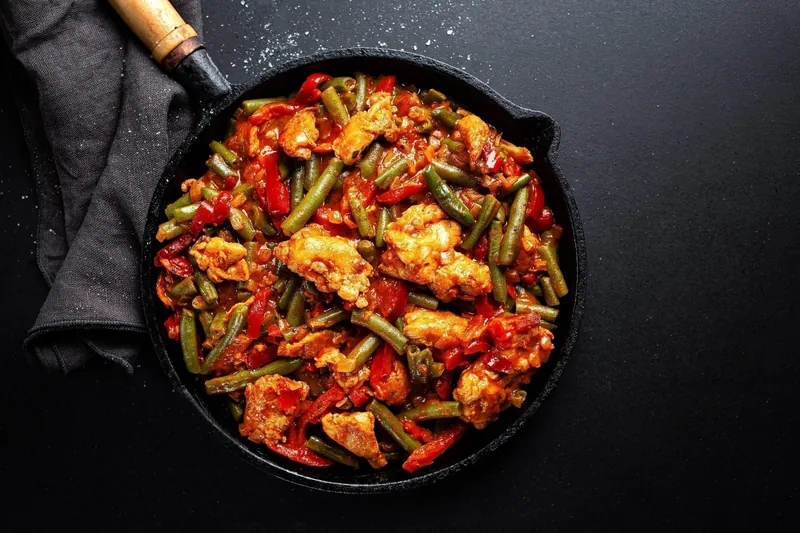 Tomatbønner med kylling - Ketoliv